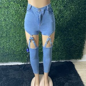 Criss cross blue jeans